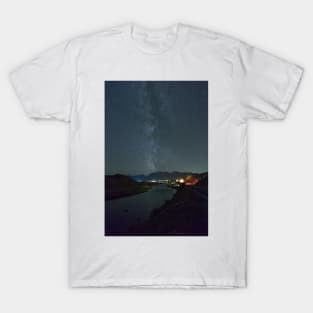 850_7808 T-Shirt